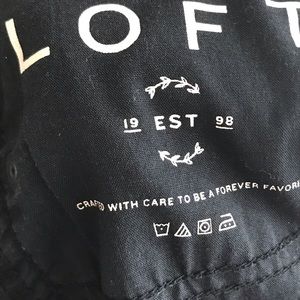 Gently used Loft jeans in dark grey/black.